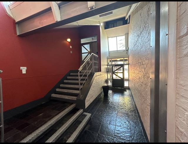 315M² OFFICE TO LET IN OBSERVATORY